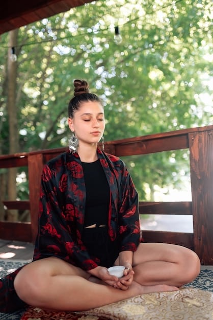Mindfulness Apps vs. Traditional Meditation: Which Is Best?